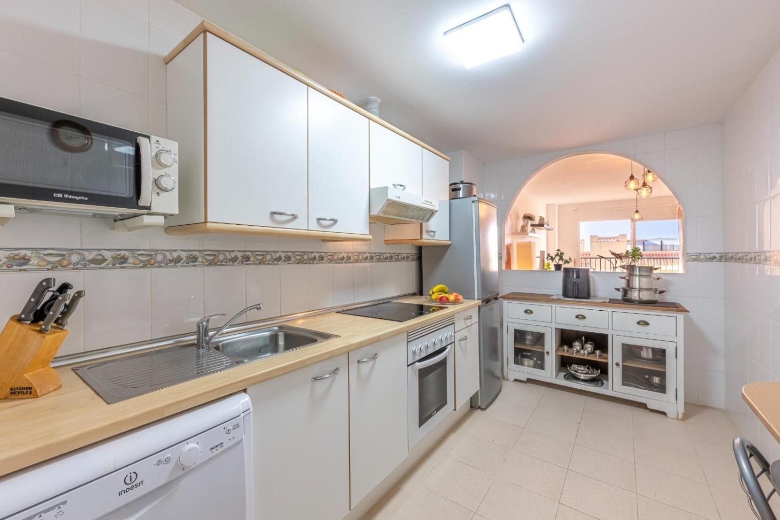 Apartamento Acogedor Con Vista Al Mar Malaga Bagian luar foto